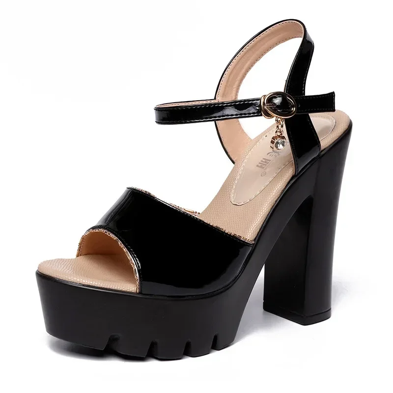 Sandalias de charol con parte  - Leather Work Dress reseña y precio